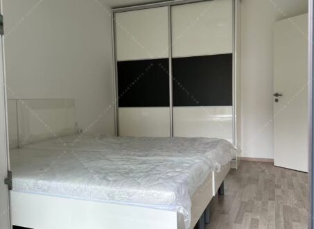 🏠 Modern 2-Bedroom Apartment with Balcony for Rent in Ferencváros, Budapest