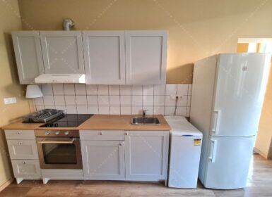 Renovated Two-bedrooms in a fantastic location