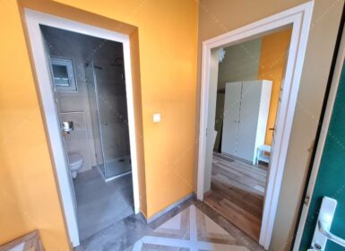 Renovated Two-bedrooms in a fantastic location