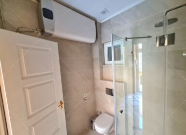 Renovated Two-bedrooms in a fantastic location