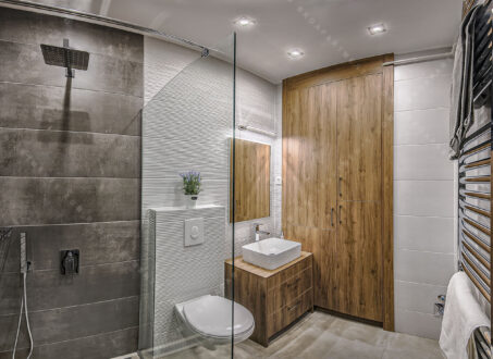 Stylishly Renovated 2-Bedroom Apartment for Rent in the Heart of Budapest – Katona József Street
