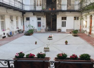 Cozy 2-Bedroom Apartment in Budapest