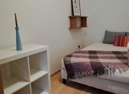 Cozy 2-Bedroom Apartment in Budapest