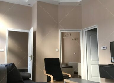 Charming 2-Bedroom Apartment for Rent in the Heart of Váci Street