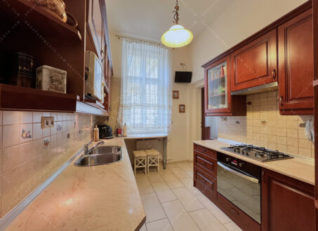 Apartment for Rent – Near Andrássy Avenue, Budapest