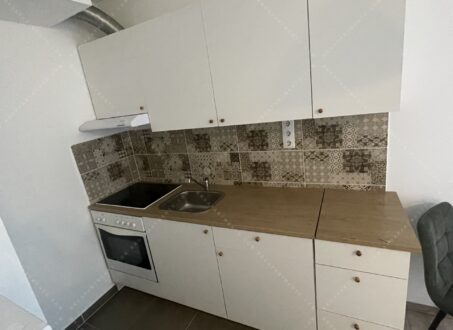 Modern Studio Apartment for Rent – Next to Semmelweis University – from August
