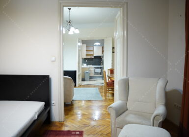 Central Budapest 2-Bedroom Apartment for Rent – Vármegye utca