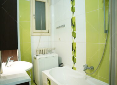 Central Budapest 2-Bedroom Apartment for Rent – Vármegye utca