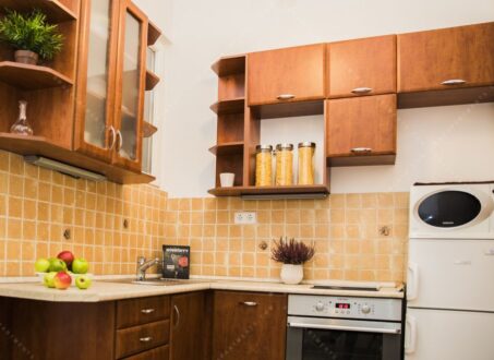 Fully Furnished Studio for Rent in Central Budapest – Move-in Ready!