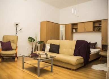 Fully Furnished Studio for Rent in Central Budapest – Move-in Ready!
