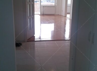 Spacious 2-Bedroom with 2 Terraces + Parking – District II, Medve utca