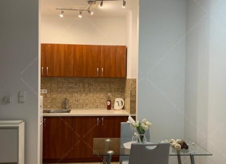 For Rent: 1-Bedroom Apartment in the 13th District