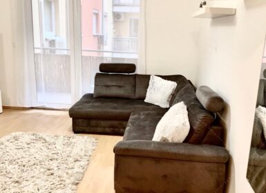 For Rent: 1-Bedroom Apartment in the 13th District
