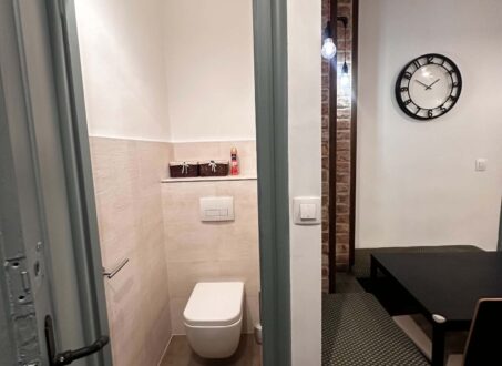 For Rent: 2-Bedroom Apartment in the Heart of Budapest – from June