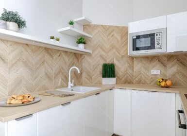 Unique 3 bedrooms + 3 bathrooms in the very center