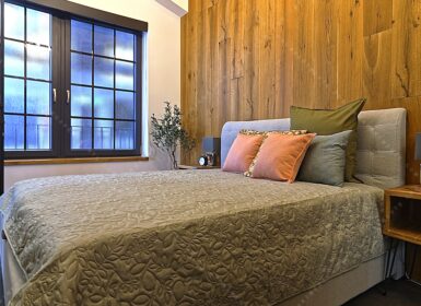 Large One-bedroom in the very center of Budapest