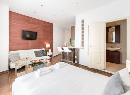 For Rent – Fully Furnished Apartment in Budapest 5th District