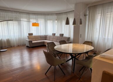 Downtown Panoramic 2Bedrooms Apartment for Long-Term Rent