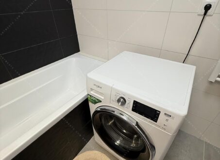 Brand-new Studio with Balcony for Rent – District XIII, Near Westend & Lehel tér