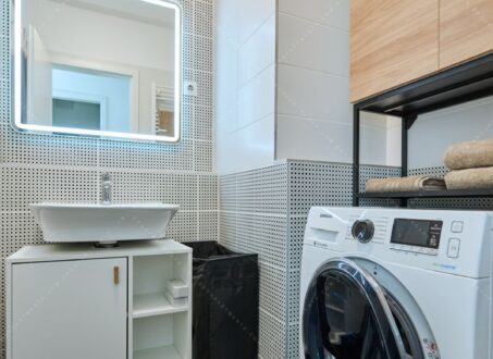 Modern Two-bedrooms in the center