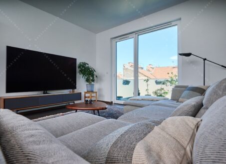 Modern Two-bedrooms in the center