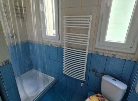 Bright & Spacious 3-Bedrooms Apartment Near Corvin