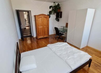 Bright & Spacious 3-Bedrooms Apartment Near Corvin