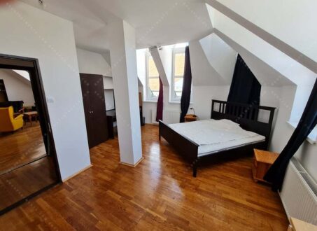 Bright & Spacious 3-Bedrooms Apartment Near Corvin