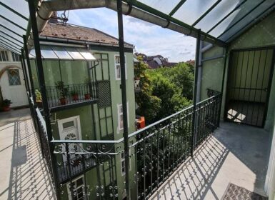 Bright & Spacious 3-Bedrooms Apartment Near Corvin