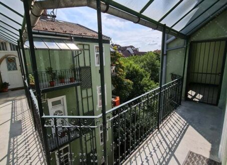 Bright & Spacious 3-Bedrooms Apartment Near Corvin