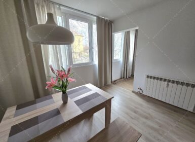 Fully renovated and spacious One-bedroom close to Corvin Setány