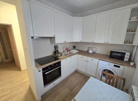 Fully renovated and spacious One-bedroom close to Corvin Setány