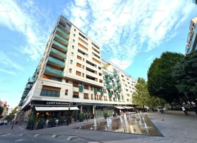 Freshly renovated Two-bedrooms in Corvin Sétány