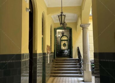 Fully Renovated 2-Bedroom Apartment Near New York Palace