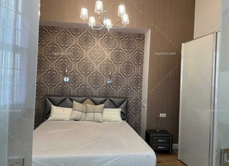 Renovated Apartment in Papnövelde Street, V. District