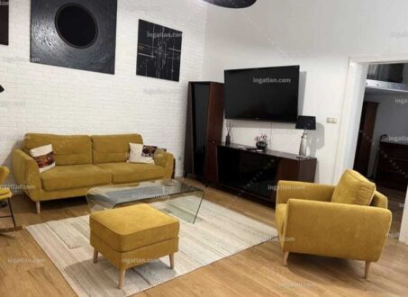 Renovated Apartment in Papnövelde Street, V. District