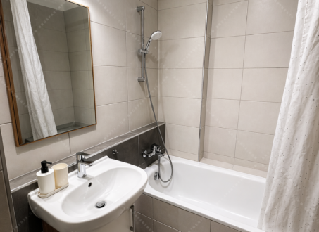 Corvin Promenade, Grand Building – 1 Bedroom Apartment with Balcony for Rent