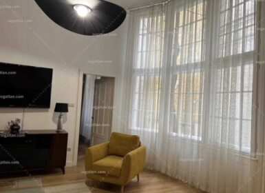 Renovated Apartment in Papnövelde Street, V. District