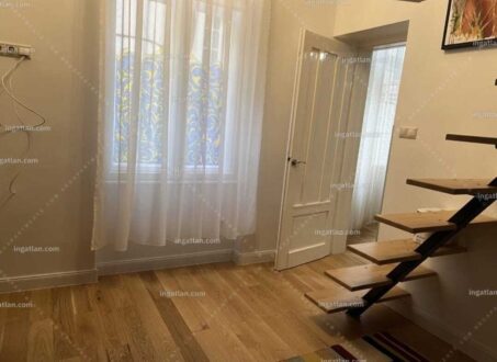 Renovated Apartment in Papnövelde Street, V. District