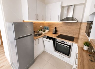 Corvin Promenade, Grand Building – 1 Bedroom Apartment with Balcony for Rent