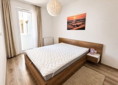 Corvin Promenade, Grand Building – 1 Bedroom Apartment with Balcony for Rent