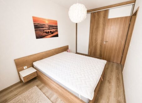 Corvin Promenade, Grand Building – 1 Bedroom Apartment with Balcony for Rent