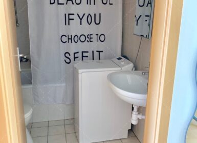 Modern 1-Bedroom Apartment for Rent near Corvin Promenade