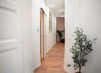 Spacious Family Apartment Overlooking Gutenberg Square