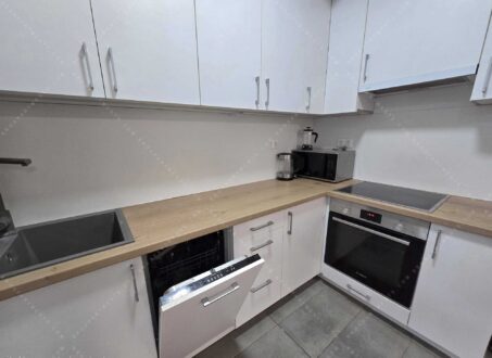 FOR RENT – 2-Bedroom Apartment in Corvin Grand