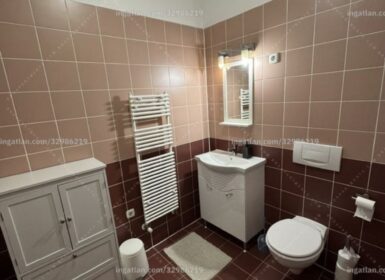 Budapest VI – Király utca 30 | 1-Bedroom Apartment with Balcony for Rent