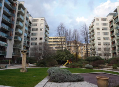 Bright 1-Bedroom Apartment with Balcony in Római Kert Residence – District XIII