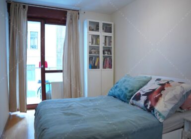 Bright 1-Bedroom Apartment with Balcony in Római Kert Residence – District XIII