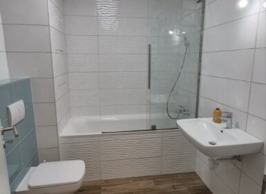 For Rent – Modern 1-Bedroom Apartment with Balcony | Budapest IX