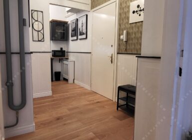 Prime Váci Street Apartment in Budapest City Center – For Rent